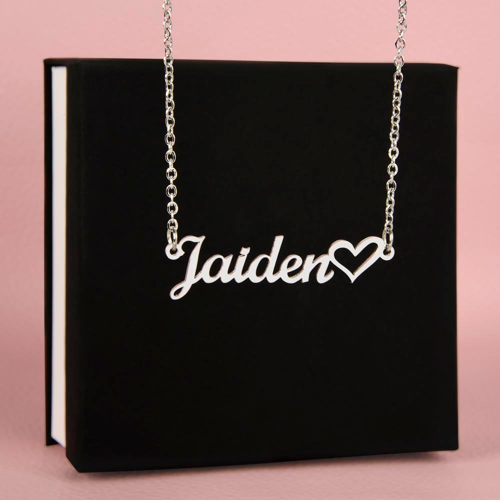 Personalized Heart Necklace – Everyday Style