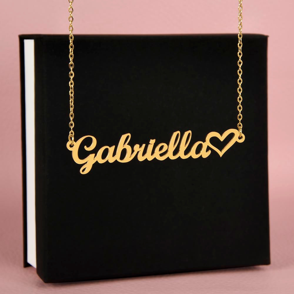 Personalized Heart Necklace – Everyday Style
