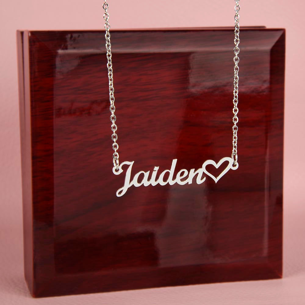 Personalized Heart Necklace – Everyday Style