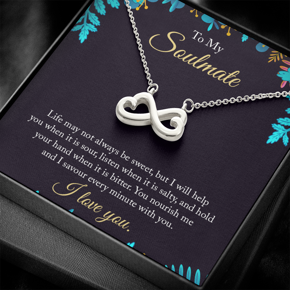 Love Forever Necklace – Simple & Stylish