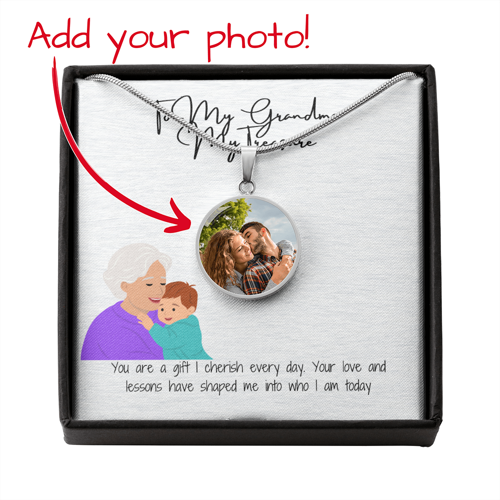 Endless Love Custom Circle Necklace for Grandma
