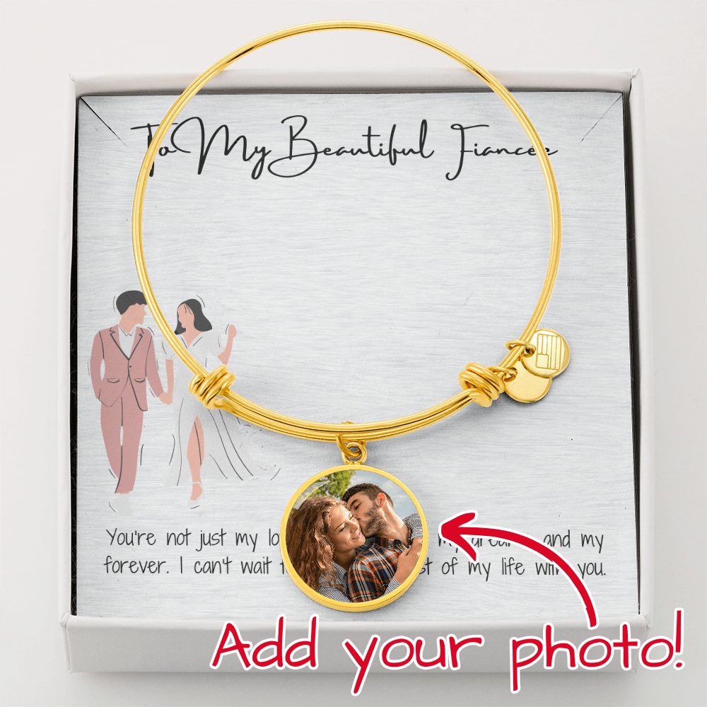 Beautiful fiancée Luxury Circle Bangle